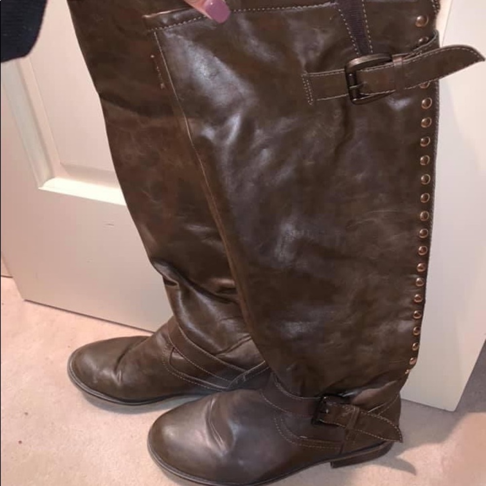 Brown knee boots - Picture 2 of 2